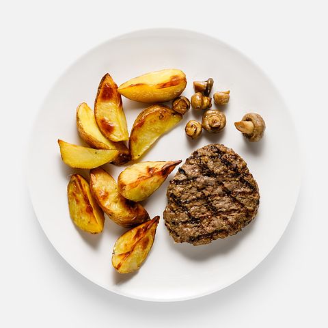 Изображение товара Говяжий бифштекс Самокат, с картофелем, 250 г