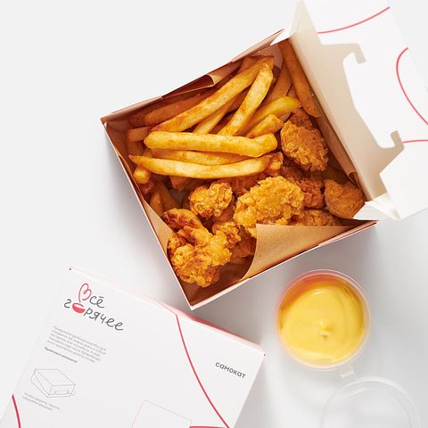 Изображение товара Байтсы с чёрным перцем, с картофелем фри и сырным соусом, 385 г